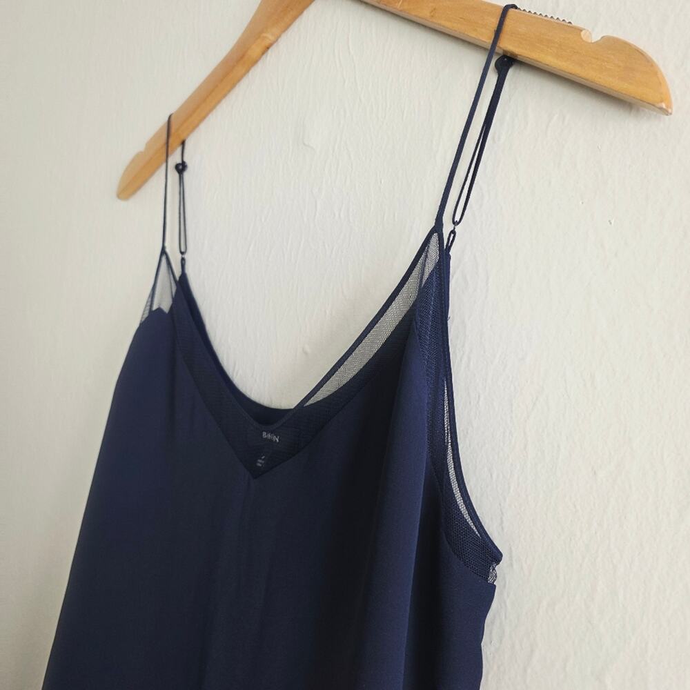 Aritzia Babaton Galen Navy Blue Mesh Trim V-Neck Camisole Tank Top Medium M - Picture 4 of 9